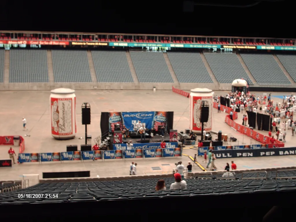Reliant Stadium live event staging