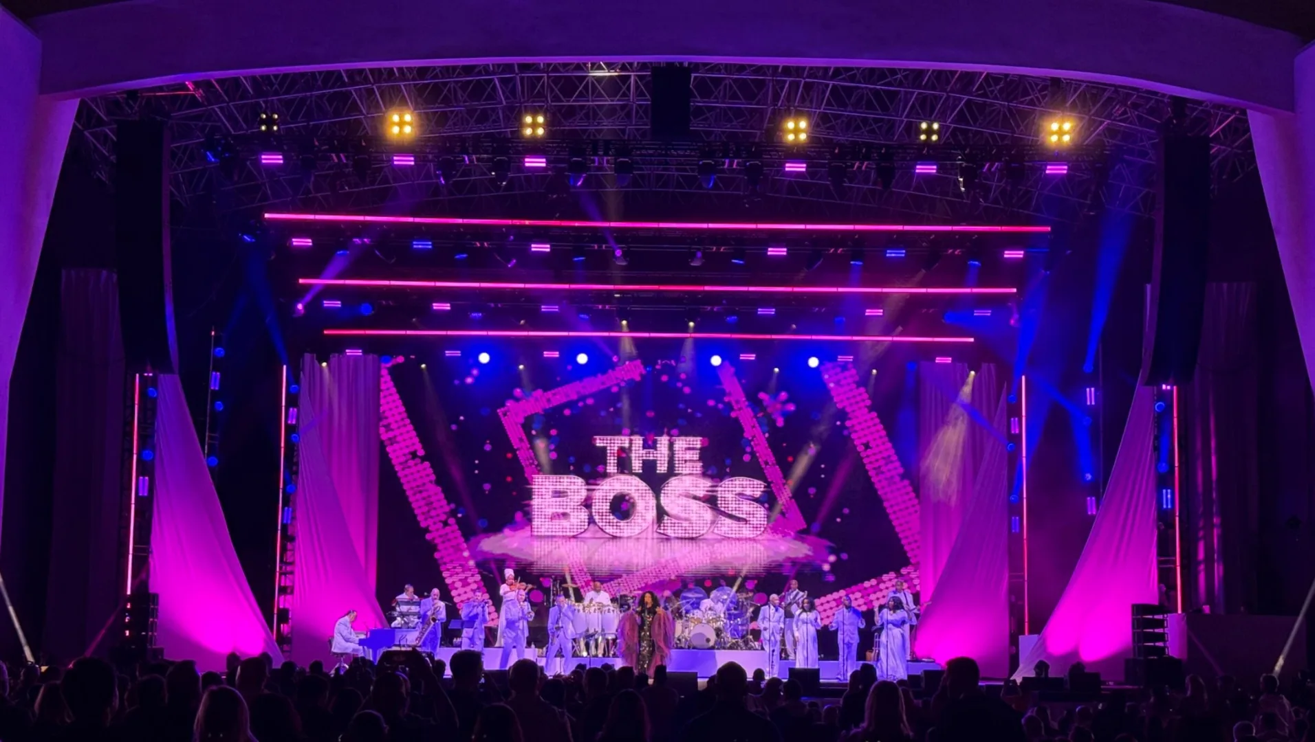 Theatrical stage lighting for a live band performance